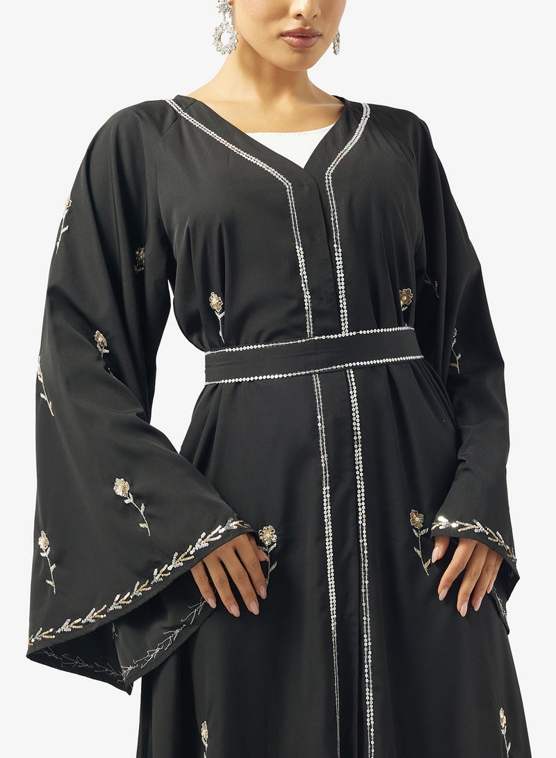 Khizana Embroidered Abaya With Sheila - Image 3